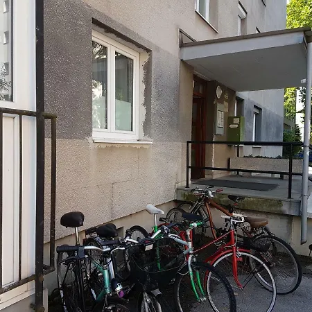 Center * Ljubljana